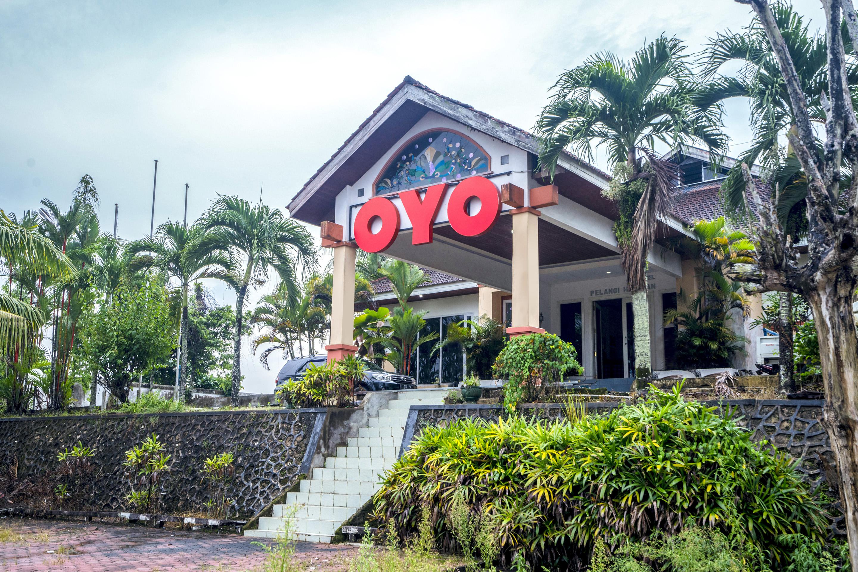 Oyo 1989 Hotel Pelangi Harapan Samarinda Εξωτερικό φωτογραφία